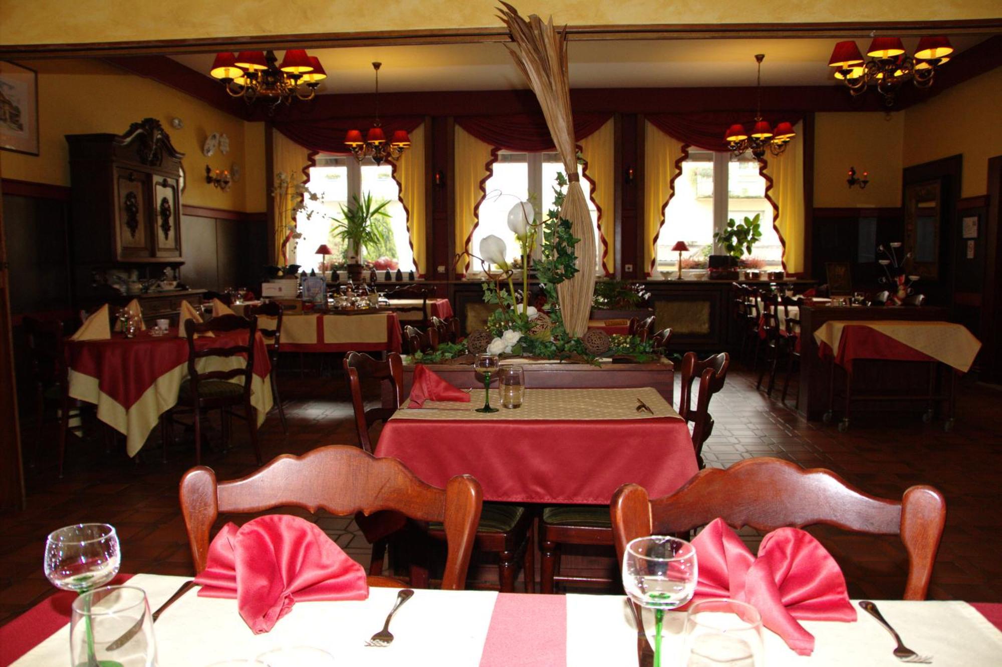 Hotel La Table Alsacienne Farébersviller Zewnętrze zdjęcie