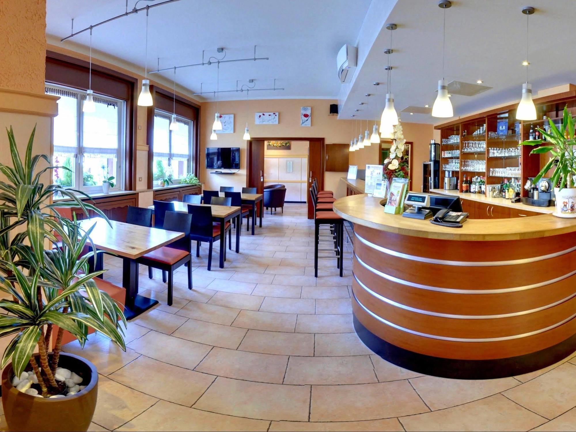 Hotel La Table Alsacienne Farébersviller Zewnętrze zdjęcie